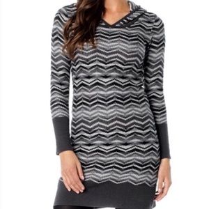Prana ‘Meryl’ Gray Chevron Striped Sweater Dress L